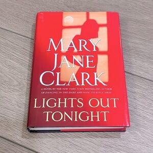 3/$15 Lights Out Tonight by Mary Jane Clark Hardcover Book NY Times Bestseller